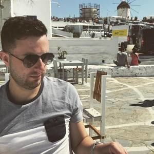 Meet your Posher, Pierre-louis